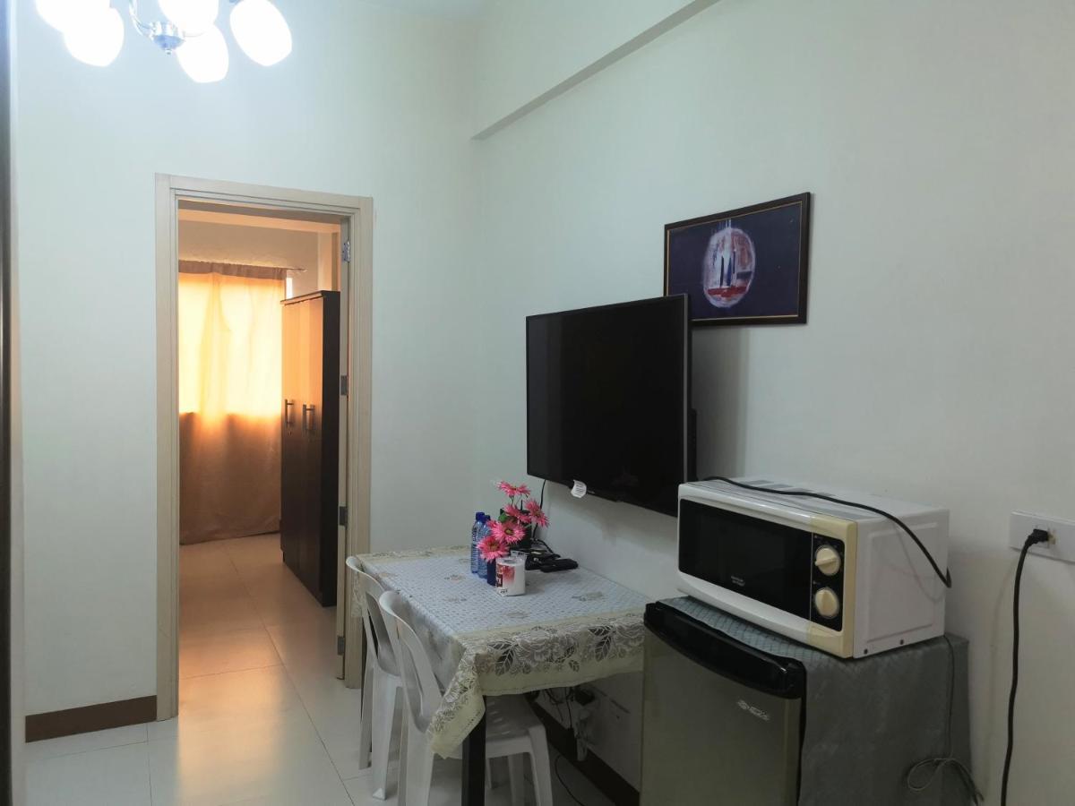 Airport Apartments Manila Paranaque City Екстер'єр фото