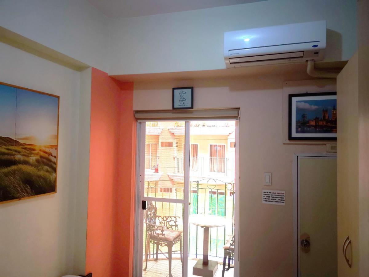 Airport Apartments Manila Paranaque City Екстер'єр фото