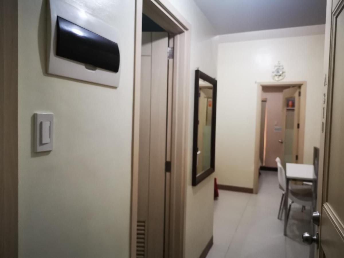 Airport Apartments Manila Paranaque City Екстер'єр фото