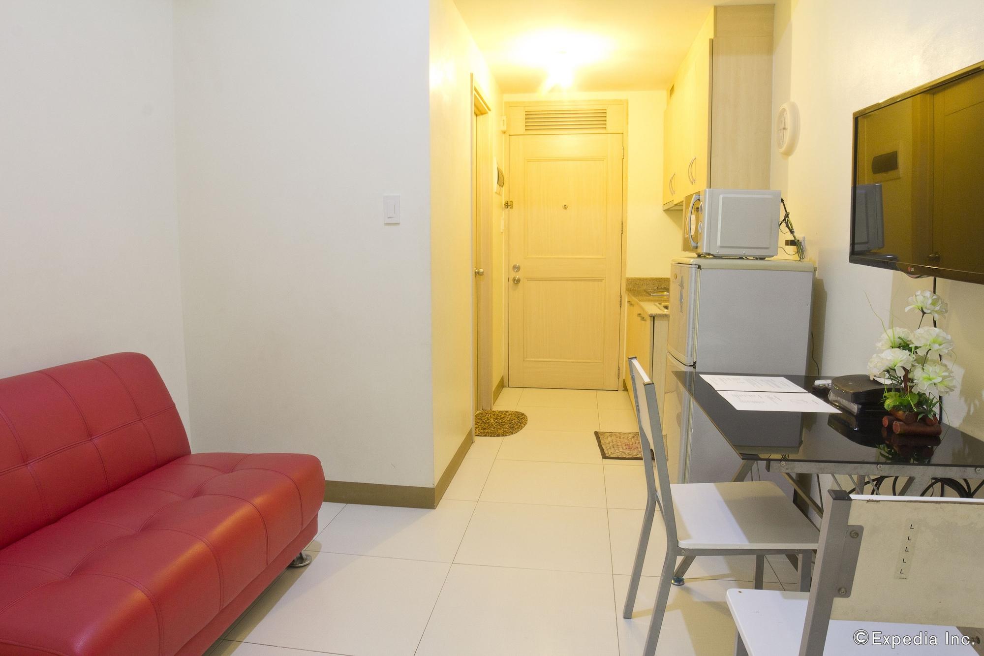 Airport Apartments Manila Paranaque City Екстер'єр фото