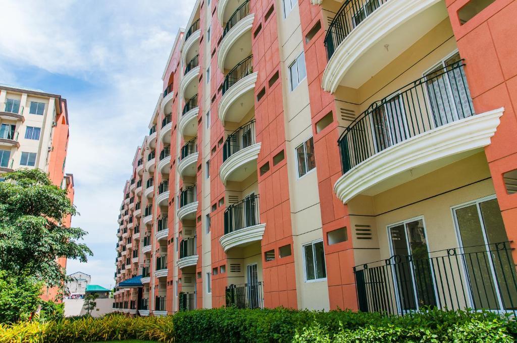 Airport Apartments Manila Paranaque City Екстер'єр фото