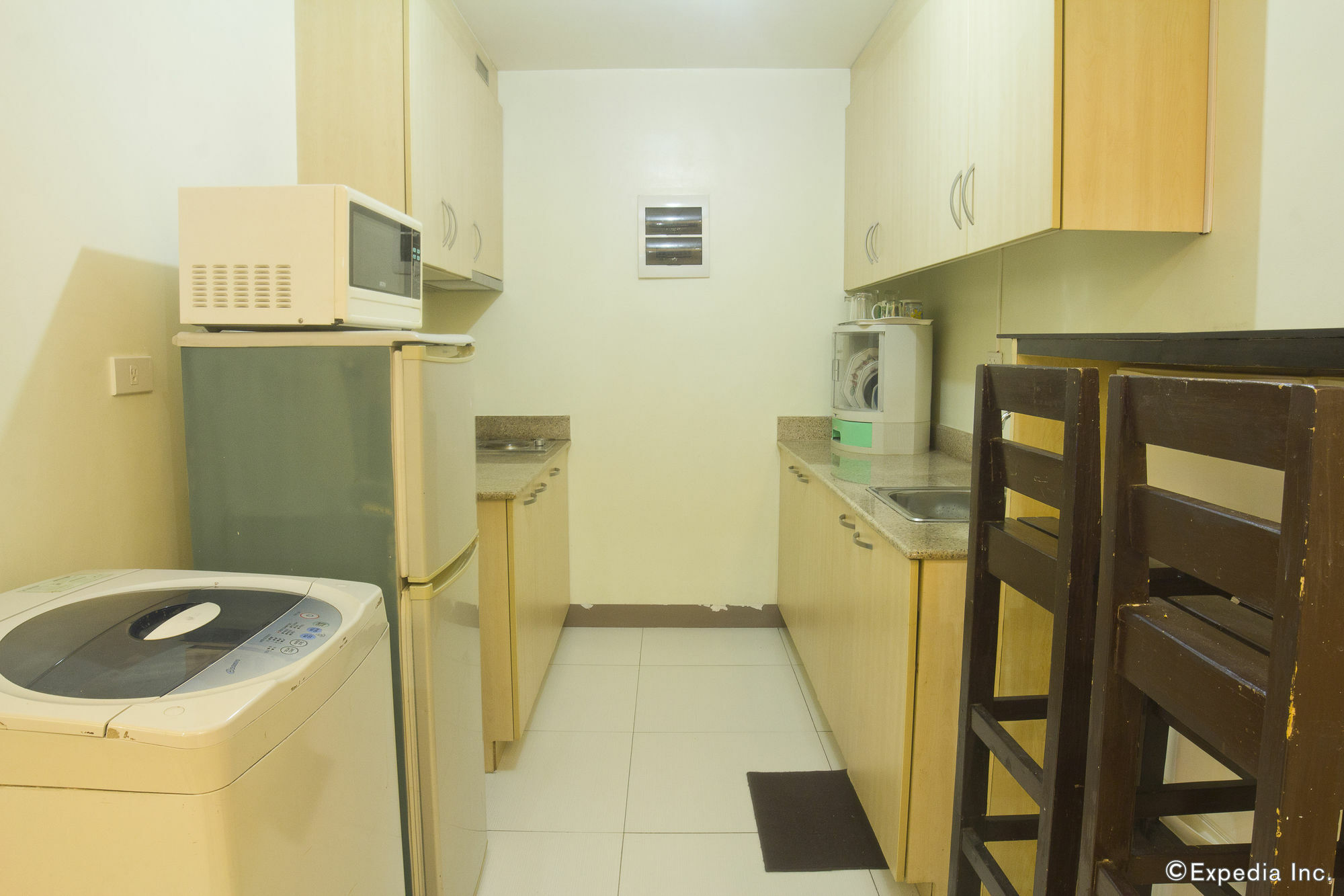 Airport Apartments Manila Paranaque City Екстер'єр фото